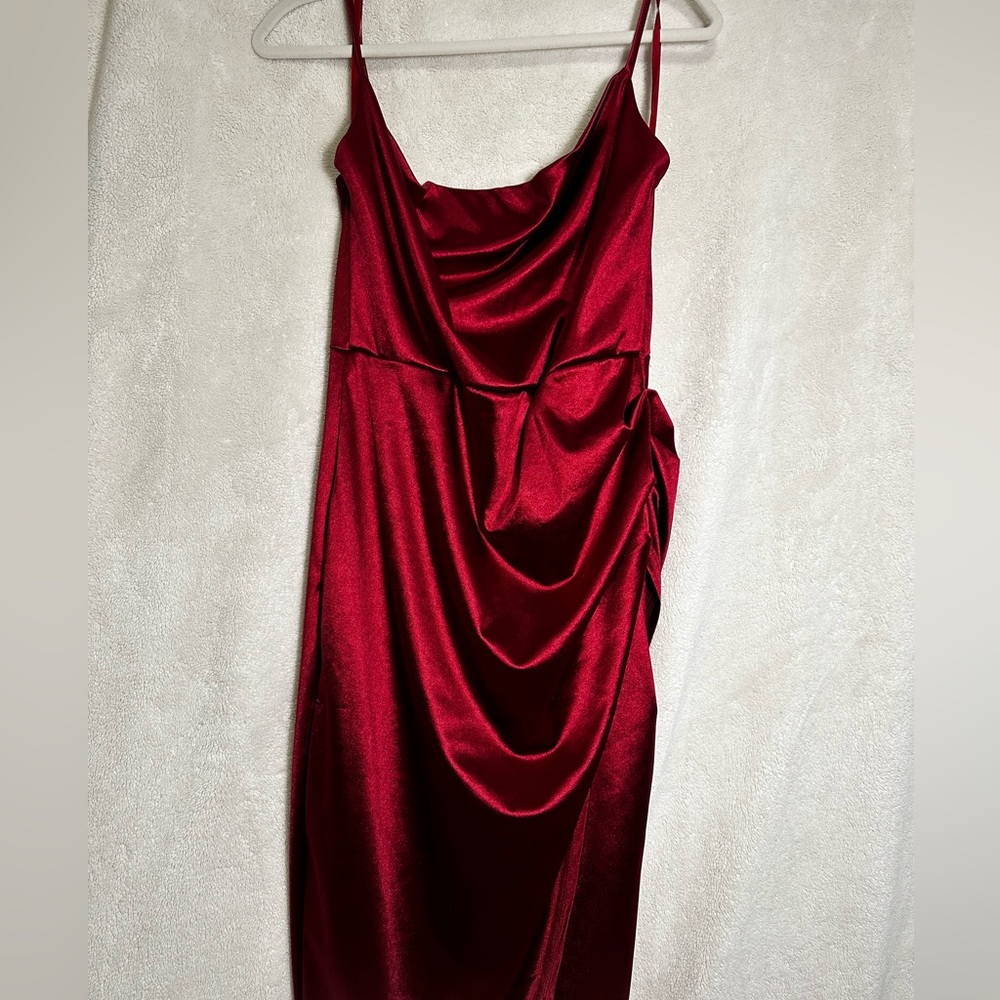 COPY - Red Windsor dress size L